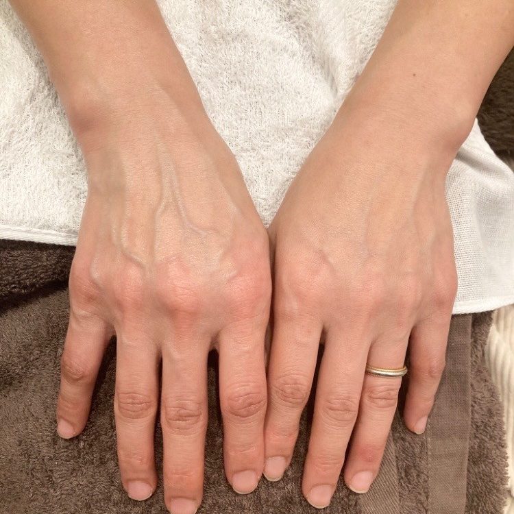 B4E74D8C-E363-4216-84CA-4B97EC039B01