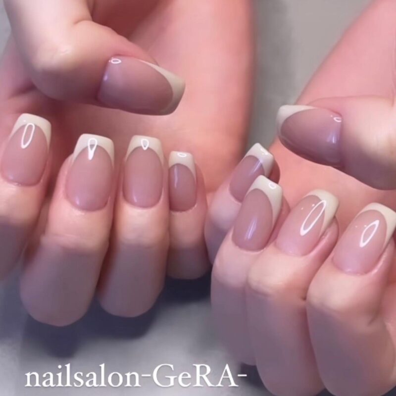 06E13928-0628-42FD-A94B-2103E4DE7169